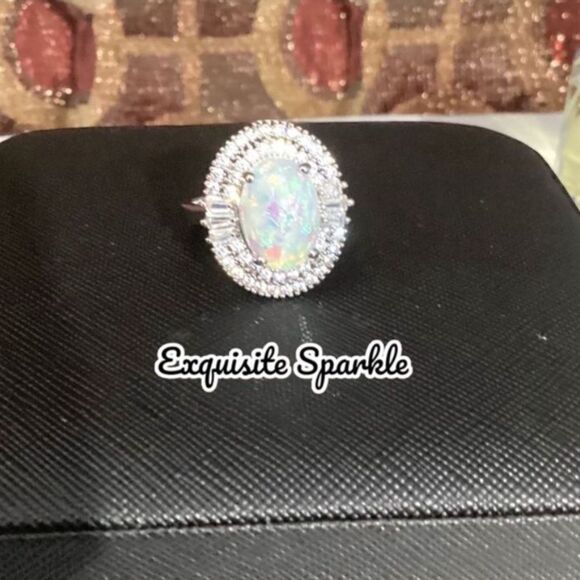 💗Beautiful 4C Faceted  Genuine Australian Oval Opal W/Double 💎 Halo - Picture 7 of 14